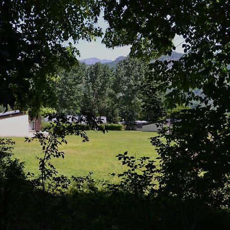 Les Gites De Beille Les Cabannes  Esterno foto